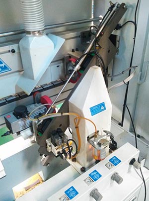 Кромкооблицовочный станок автоматический HCM 360 J чистовая торцовка