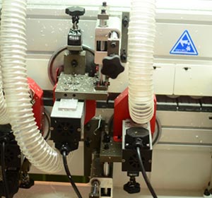 Кромкооблицовочный станок автоматический HCM 360 J радиусное врезерование свесов