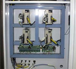 Фрезерный станок с ЧПУ с наклоняемым шпинделем M1325B-45 электросистемы